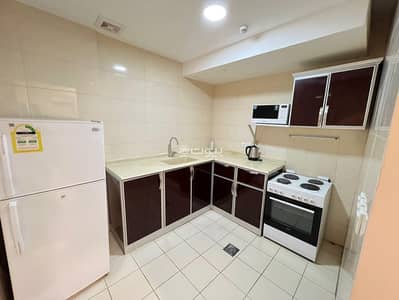 2 Bedroom Apartment for Rent in Al Nada, Dammam - Two-bedroom apartment with a living room for rent Unit 5