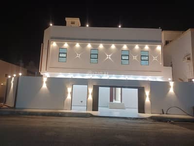6 Bedroom Villa for Sale in North Jeddah, Jeddah - Villa For Sale in Al Furusiya, Jeddah