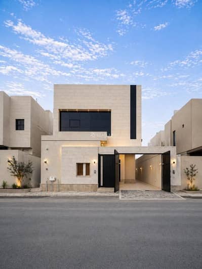 5 Bedroom Villa for Sale in East Riyadh, Riyadh - Villa For Sale in Al Maizilah, Riyadh