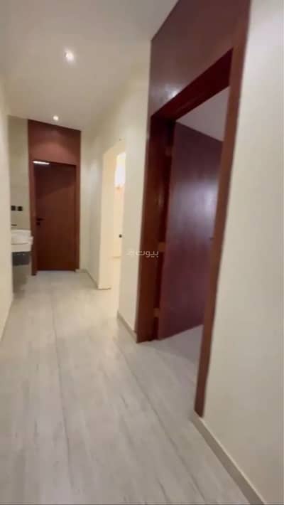 دور 4 غرف نوم للايجار في غرب الرياض، الرياض - دور للإيجار في شارع أبي عبدالرحمن بن عقيل, حي طويق, مدينة الرياض, منطقة الرياض