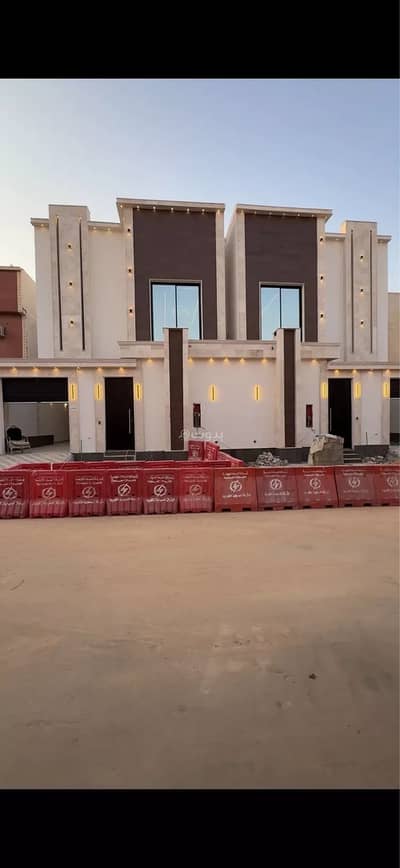 5 Bedroom Villa for Sale in West Riyadh, Riyadh - Villa For Sale in Al Uraija Al Gharbiyah, Riyadh
