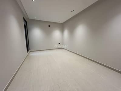 4 Bedroom Floor for Sale in East Riyadh, Riyadh - Ground floor for sale in Al-Nahda Neighborhood