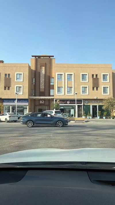 2 Bedroom Flat for Sale in North Riyadh, Riyadh - Apartment for sale in Al-Malqa district