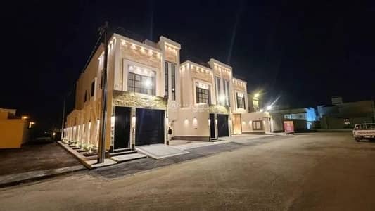 5 Bedroom Floor for Sale in Ghirnatah District, Al Muzahimiyah Riyadh Region - Floor for sale on Ibn Qutaybah Street, Granada District, Al-Muzahimiyah City Riyadh Region