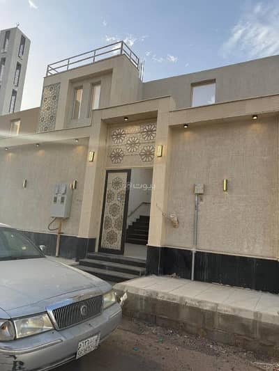 6 Bedroom Floor for Sale in Tayba, Madina - Floor in Tayba 6 bedrooms 950000 SAR - 87980635