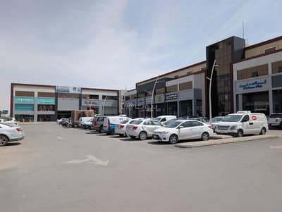 Showroom for Rent in East Riyadh, Riyadh - Showroom for rent in Al Nahdah, East Riyadh