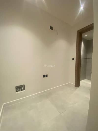 3 Bedroom Flat for Sale in North Riyadh, Riyadh - Three-bedroom apartment for sale in Al-Narges
