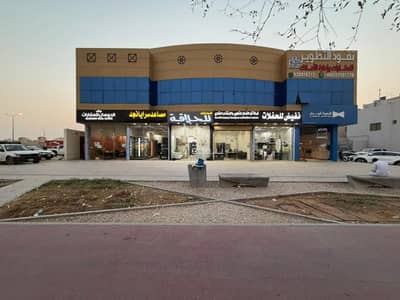 Office for Rent in North Riyadh, Riyadh - Commercial office for rent on Street No. 368, Al-Malqa District, Riyadh, Riyadh Region