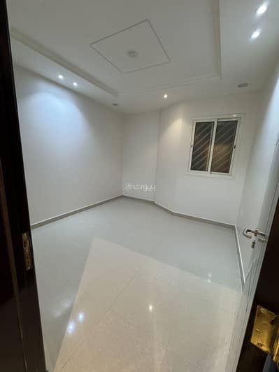 3 Bedroom Flat for Rent in North Riyadh, Riyadh - Family apartment in Al-Aqiq neighborhood, a prime location for services and close to schools