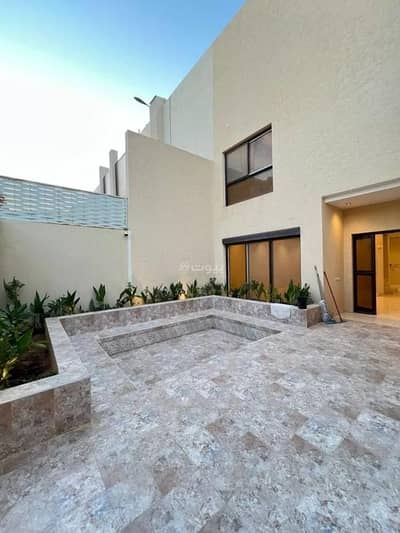 5 Bedroom Villa for Sale in North Riyadh, Riyadh - Villa For Sale in Al Qirawan, Riyadh