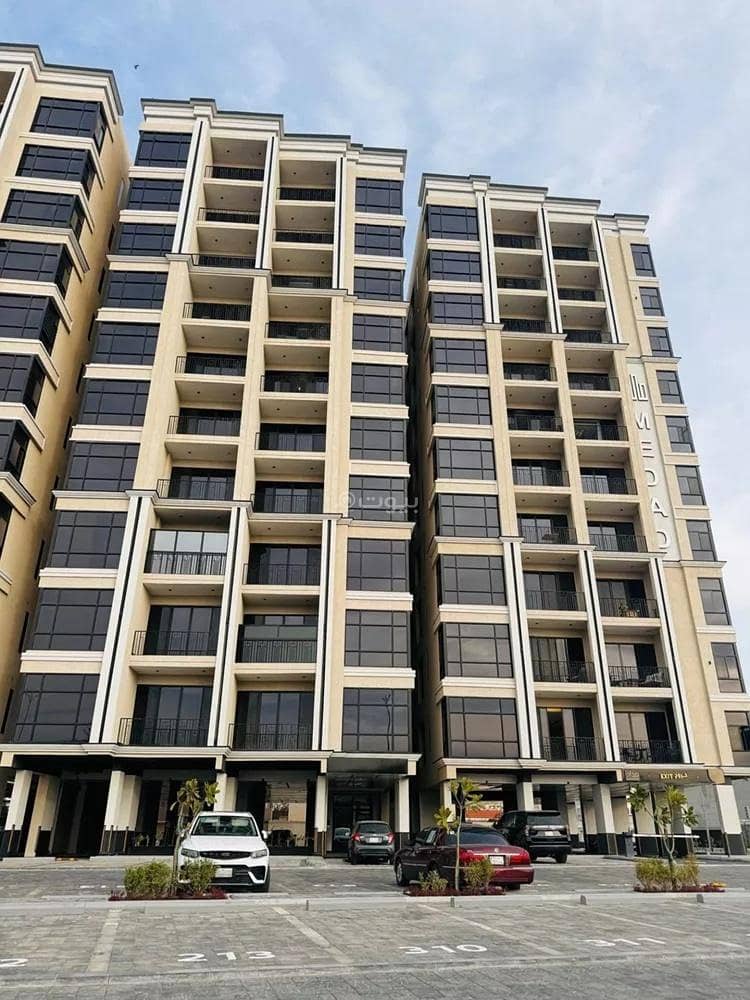 Apartment for sale on King Abdulaziz Street, Al Shati Al Gharbi District, Dammam. Apartment for sale on King Abdulaziz Street, Al Shati Al Gharbi District, Dammam.