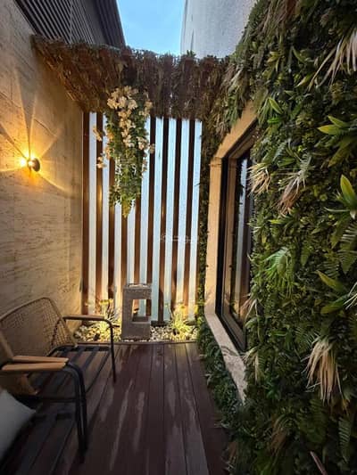 5 Bedroom Floor for Sale in North Riyadh, Riyadh - Exceptional opportunity to live in one of North Riyadh’s most prestigious neighborhoods!
