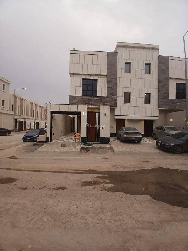 دور للبيع في الجنادرية، شرق الرياض دور للبيع في الجنادرية، شرق الرياض