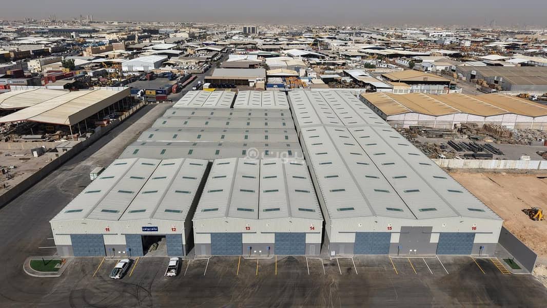 Warehouse For Rent in Al Masani, Riyadh Warehouse For Rent in Al Masani, Riyadh