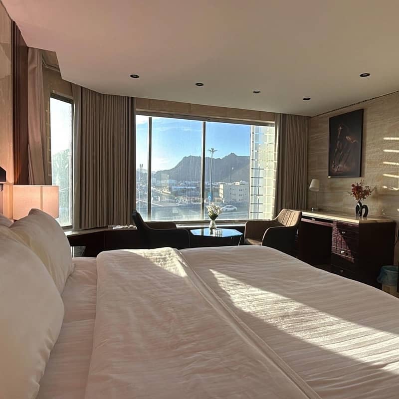 One-bedroom apartment overlooking the mountains One-bedroom apartment overlooking the mountains