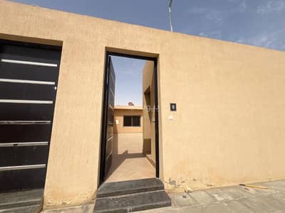 1 Bedroom Rest House for Rent in North Riyadh, Riyadh - A lodge for rent on King Fahd Road, Al-Qirwan neighborhood, Riyadh City, Riyadh Region