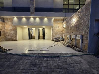 3 Bedroom Floor for Sale in East Riyadh, Riyadh - For sale: first floor, two entrances, modern design, prime location, 20-meter street