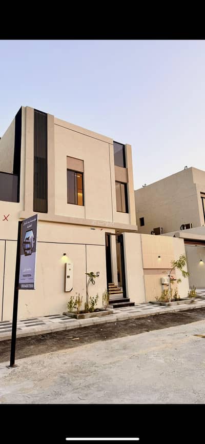 5 Bedroom Villa for Sale in Al Shulah, Dammam - Villa in Al Shulah 5 bedrooms 1650000 SAR - 87981112