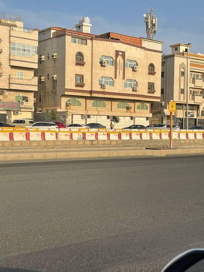 Commercial Building for Sale in North Jeddah, Jeddah - 34 Room Building For Sale in Al-Faiha, Jeddah
