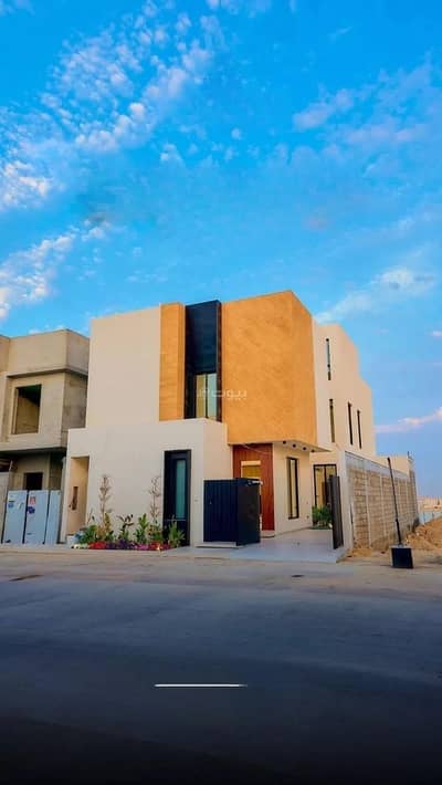 7 Bedroom Villa for Sale in West Riyadh, Riyadh - Villa For Sale in Al Mahdiyah, Riyadh