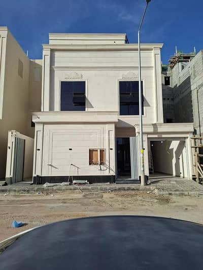 5 Bedroom Floor for Sale in East Riyadh, Riyadh - Floor For Sale in Al Nadwa District, Riyadh
