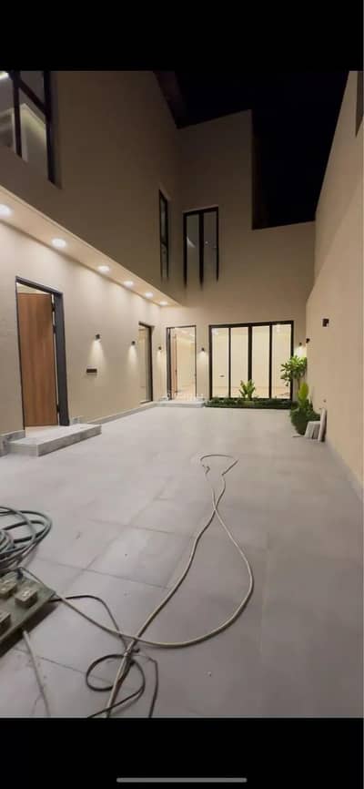 5 Bedroom Villa for Sale in West Riyadh, Riyadh - Villa for Sale in Dhahrat Laban, West Riyadh