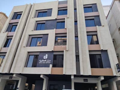 3 Bedroom Flat for Sale in North Jeddah, Jeddah - Luxurious 3-bedroom apartment, immediate vacancy, for 499k