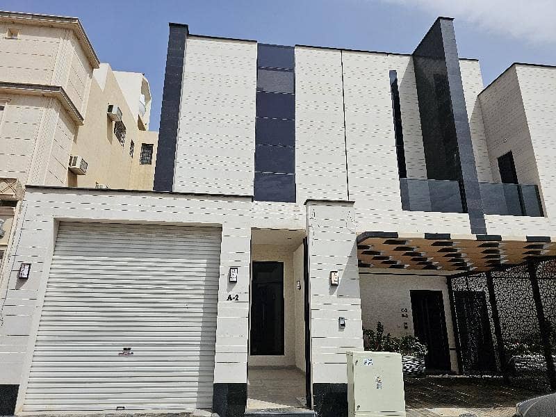 Floor for sale in Al Rimal, east Riyadh Floor for sale in Al Rimal, east Riyadh