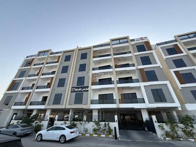 2 Bedroom Apartment for Rent in Al Bahar, Al Khobar - Two-bedroom apartment for rent on the sea, Al Khobar