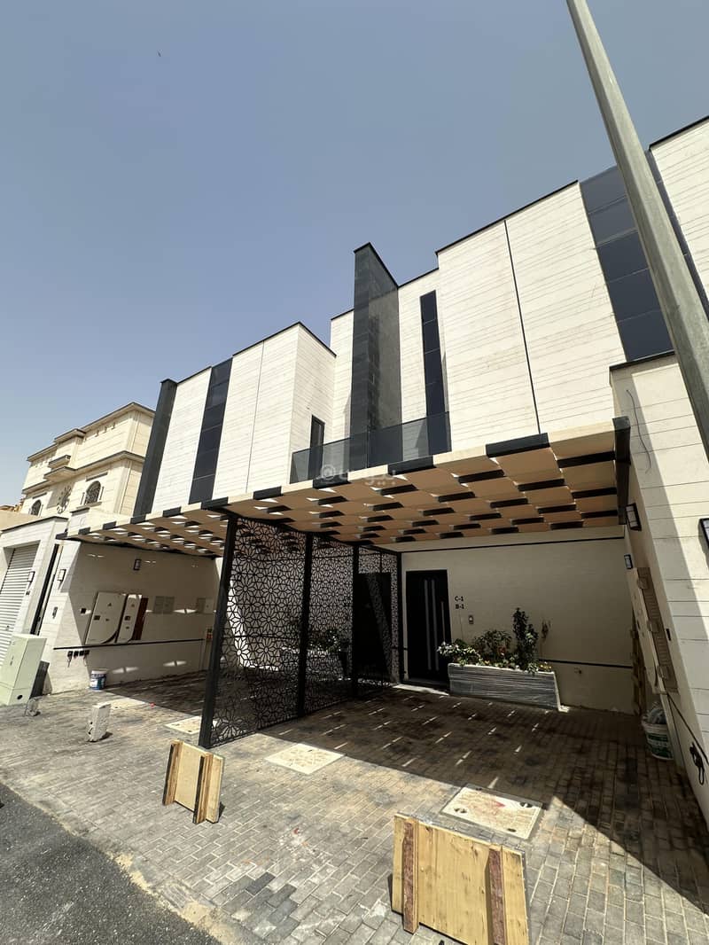 Floor for sale in Al Rimal, east Riyadh Floor for sale in Al Rimal, east Riyadh