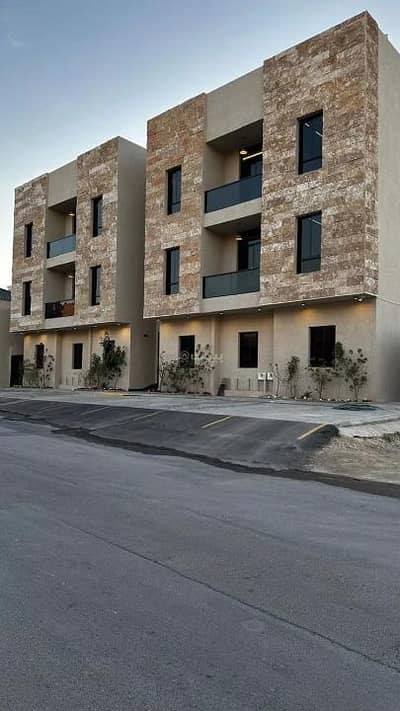 Residential Building for Sale in West Riyadh, Riyadh - Residential building for sale in Dhahrat Laban, West Riyadh