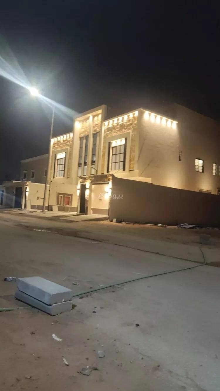 Apartment for sale on Al Fadl Ibn Al Abbas Street, Nuwarah District, Al Muzahimiyah City. Apartment for sale on Al Fadl Ibn Al Abbas Street, Nuwarah District, Al Muzahimiyah City.