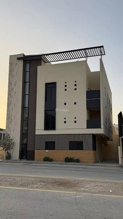 10+ Beds Residential Building for Sale in West Riyadh, Riyadh - Residential Building for sale in Al Mahdiyah, West Riyadh 10+ Beds Residential Building for Sale in West Riyadh, Riyadh - Residential Building for sale in Al Mahdiyah, West Riyadh