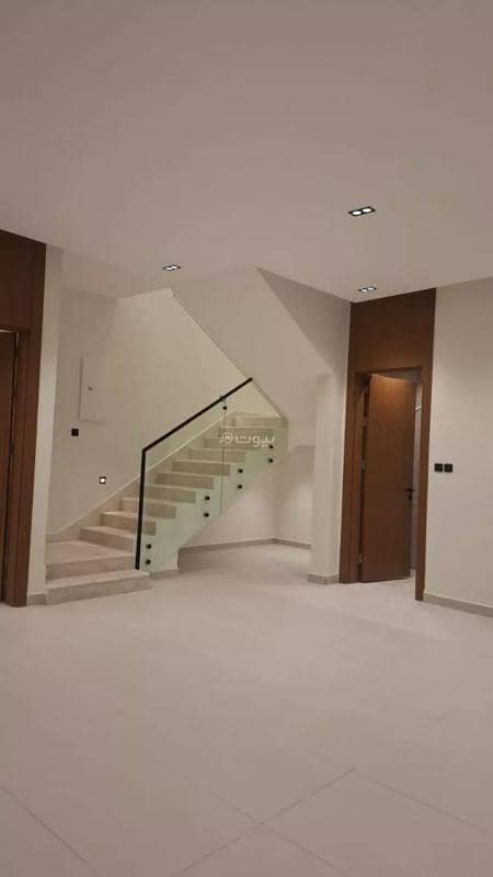 Villa for Sale in Al Munsiyah, East Riyadh Villa for Sale in Al Munsiyah, East Riyadh