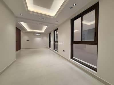 5 Bedroom Villa for Rent in North Riyadh, Riyadh - High Finishing Modern 5-Bedroom Duplex in Al Malqa - Satel