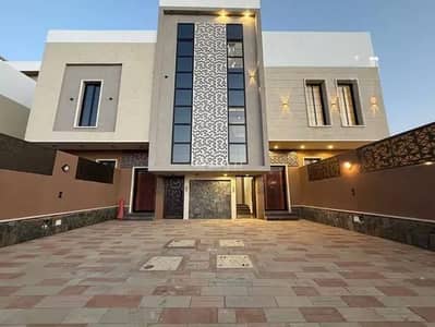 3 Bedroom Flat for Sale in Al Ghadir, Abha - Apartment For Sale On Qismah Street, Al-Ghadir District, Abha.