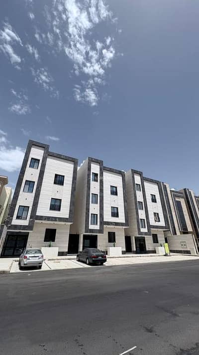 4 Bedroom Flat for Sale in Al Mabuth, Madina - Apartment consisting of 4 bedrooms for sale in Al-Mab'outh, Medina