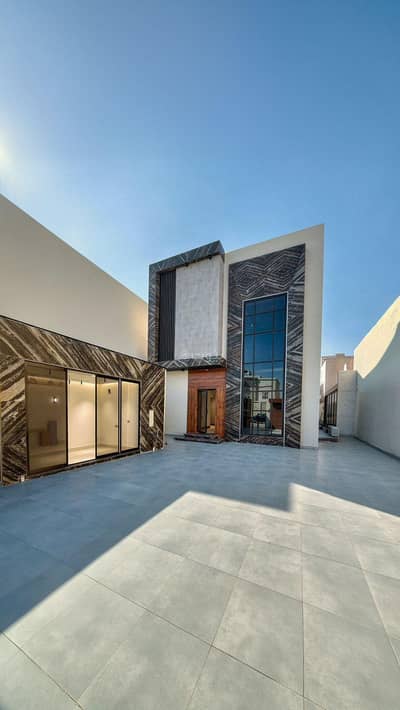 6 Bedroom Villa for Sale in Al Lulu, Al Khobar - Villa for sale in Al Lulu, Al Khobar