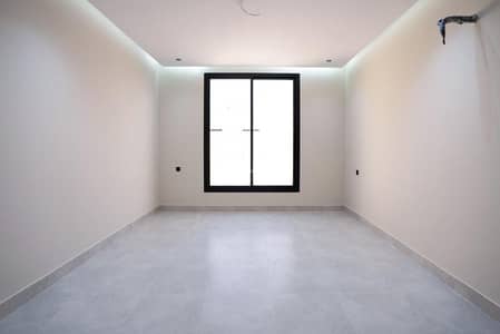 3 Bedroom Flat for Sale in North Jeddah, Jeddah - Owner-occupied apartment in Al-Salama district, immediate vacating with two entrances, for sale