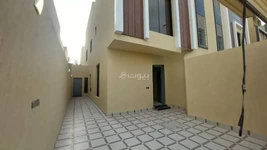 3 Bedroom Floor for Sale in South Riyadh, Riyadh - Floor For Sale in Okaz, Riyadh