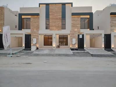 فیلا 5 غرف نوم للبيع في جنوب الرياض، الرياض - فيلا للبيع في شارع النفوذ, حي عكاظ, مدينة الرياض