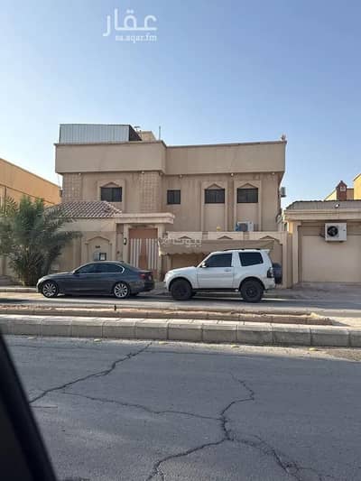 3 Bedroom Villa for Sale in Al Khalidiyah, Al Diriyah - Villa for sale on Awad Street, Al Khalidiyah District, Diriyah, Riyadh