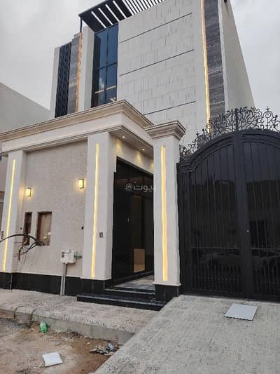 دور 5 غرف نوم للبيع في شرق الرياض، الرياض - دور أرضي بحي القادسيه