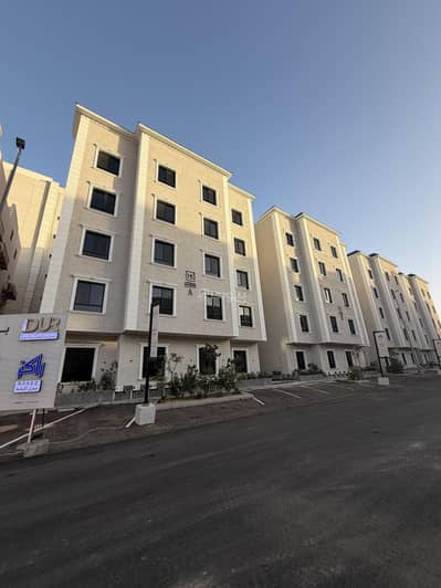 4 Bedroom Flat for Sale in Al Aridh, Madina - Live and invest in the finest neighborhoods of Madinah