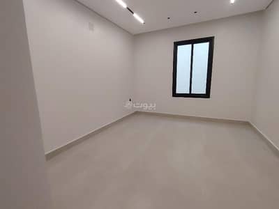 4 Bedroom Floor for Sale in East Riyadh, Riyadh - Luxurious attic for sale in Al-Rimal neighborhood