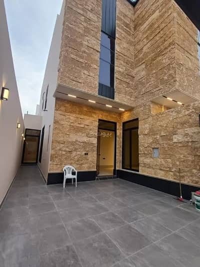 5 Bedroom Floor for Sale in East Riyadh, Riyadh - Floor for sale in Al Bayan Neighborhood, East Riyadh 5 Bedroom Floor for Sale in East Riyadh, Riyadh - Floor for sale in Al Bayan Neighborhood, East Riyadh