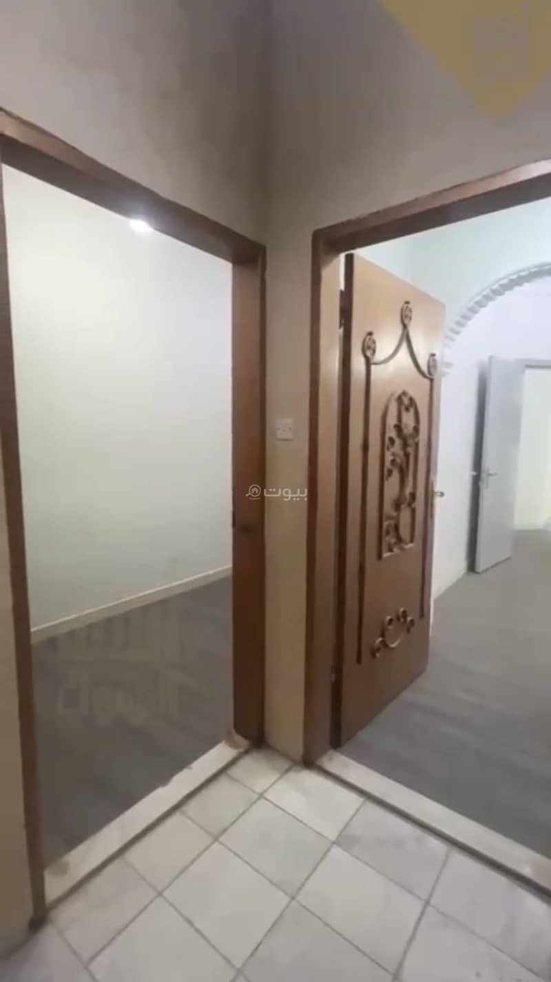 Apartment in East Riyadh,Ishbiliyah 4 bedrooms 42000 SAR - 87979969 Apartment in East Riyadh,Ishbiliyah 4 bedrooms 42000 SAR - 87979969