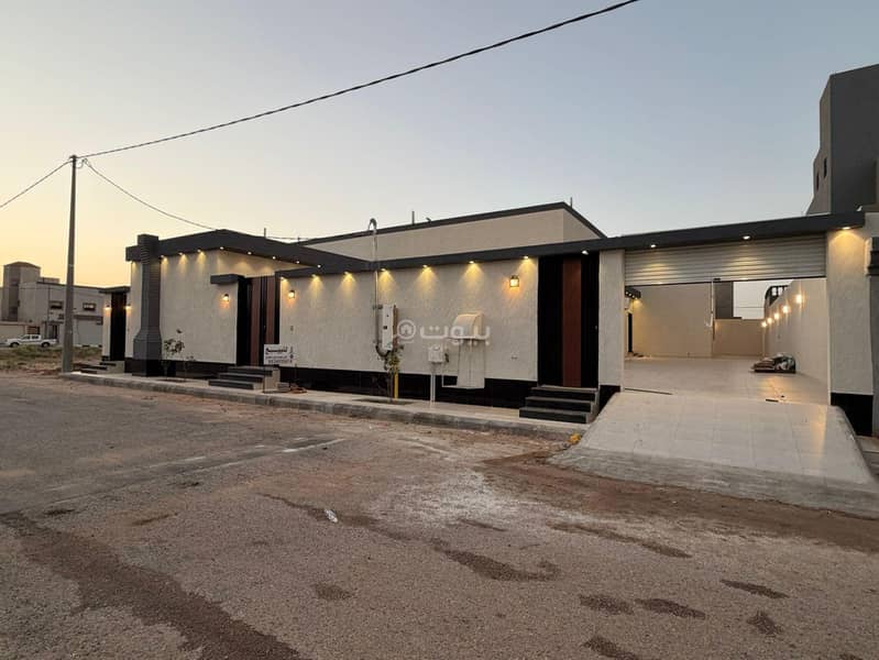 7 Bedroom House For Sale in Al Qadisiyyah, Al Bukayriyah 7 Bedroom House For Sale in Al Qadisiyyah, Al Bukayriyah