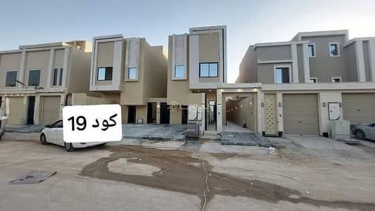 3 Bedroom Floor for Sale in South Riyadh, Riyadh - Floor for sale in Okaz District, Riyadh.