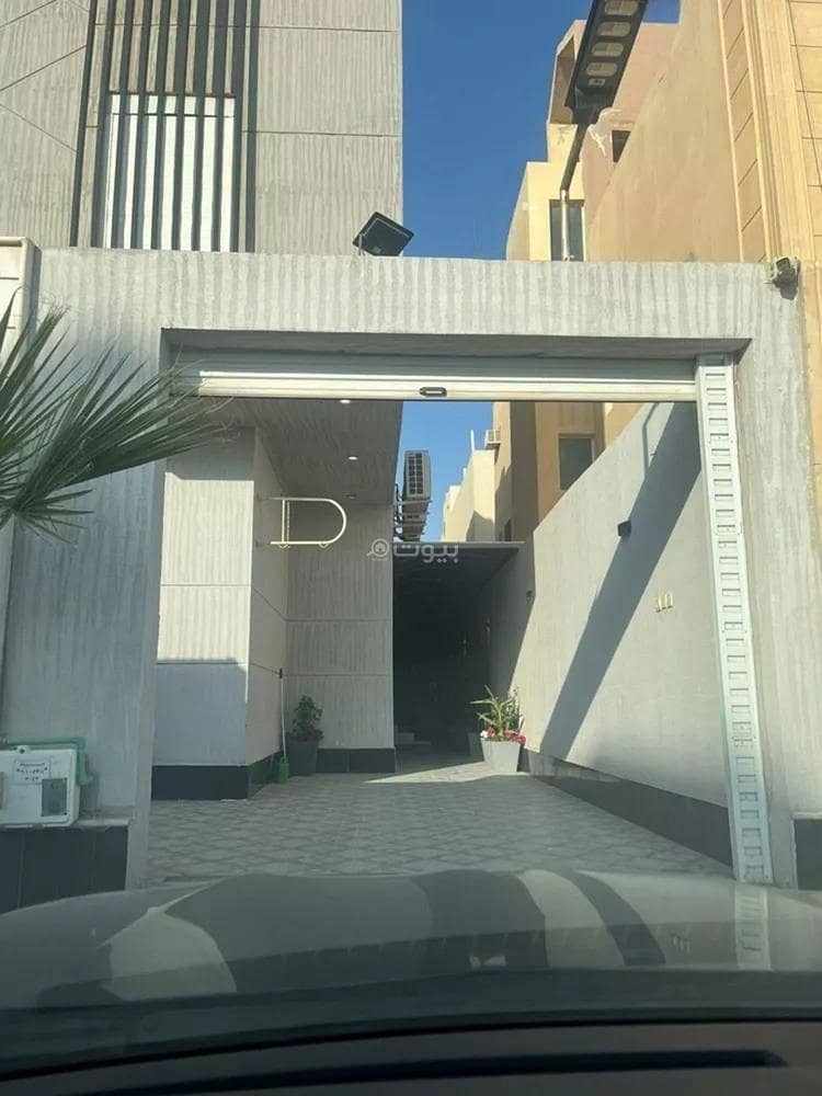 Villa for sale on Al Qamra Street, Al Hazm District, Riyadh. Villa for sale on Al Qamra Street, Al Hazm District, Riyadh.